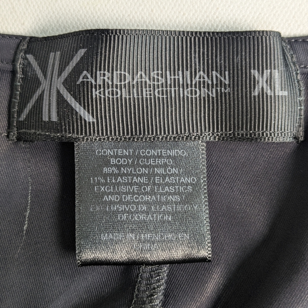 EUC Kardashian Kollection Slinky Soft Stretchy Smooth Wrap Romper Black Sz XL - Picture 11 of 11